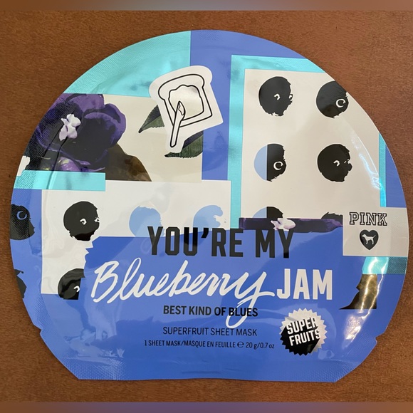 Pink by Victoria’s Secret beauty face sheet masks NWT Set of 4! Self care easy - Picture 2 of 7